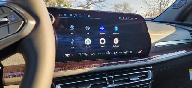 new 2025 Chevrolet Traverse car, priced at $55,428
