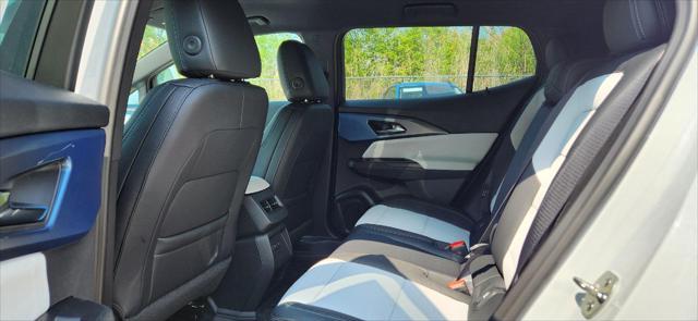 new 2025 Chevrolet Equinox EV car, priced at $44,535