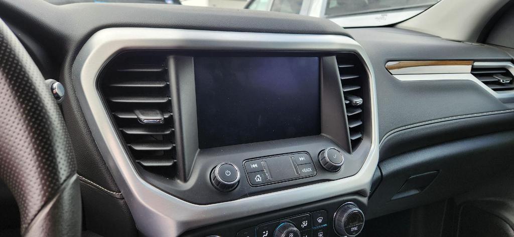 used 2023 GMC Acadia car, priced at $26,915