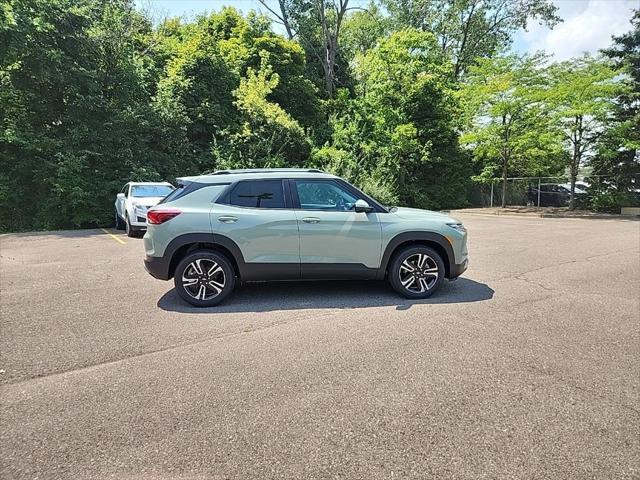 used 2025 Chevrolet TrailBlazer car