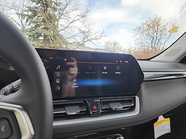 new 2025 Chevrolet TrailBlazer car, priced at $29,629