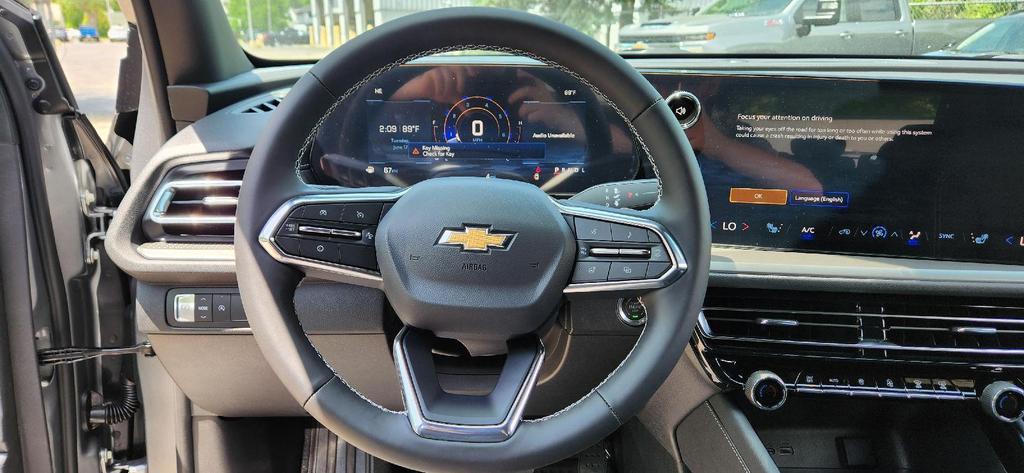 new 2025 Chevrolet Traverse car, priced at $39,389