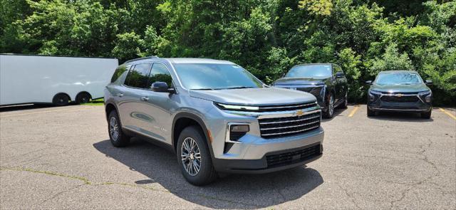 new 2025 Chevrolet Traverse car, priced at $42,560