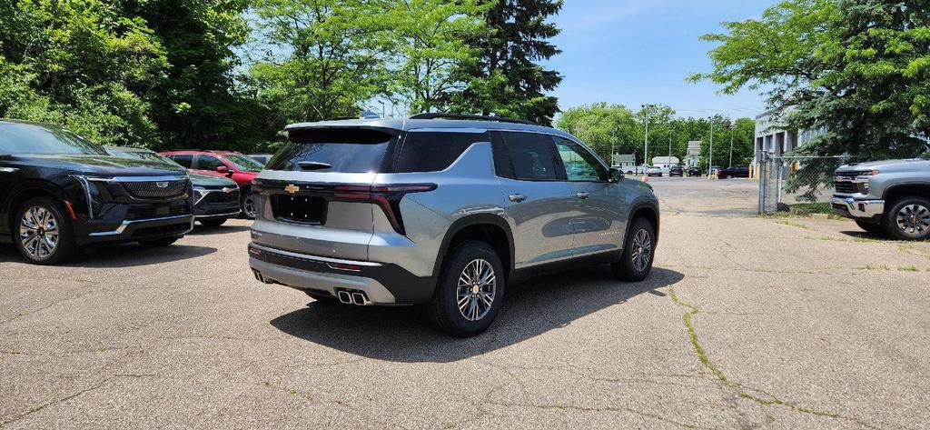new 2025 Chevrolet Traverse car, priced at $39,389