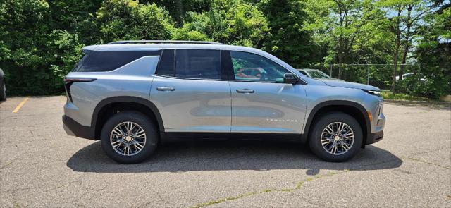 new 2025 Chevrolet Traverse car, priced at $42,560