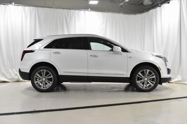 new 2025 Cadillac XT5 car, priced at $48,757