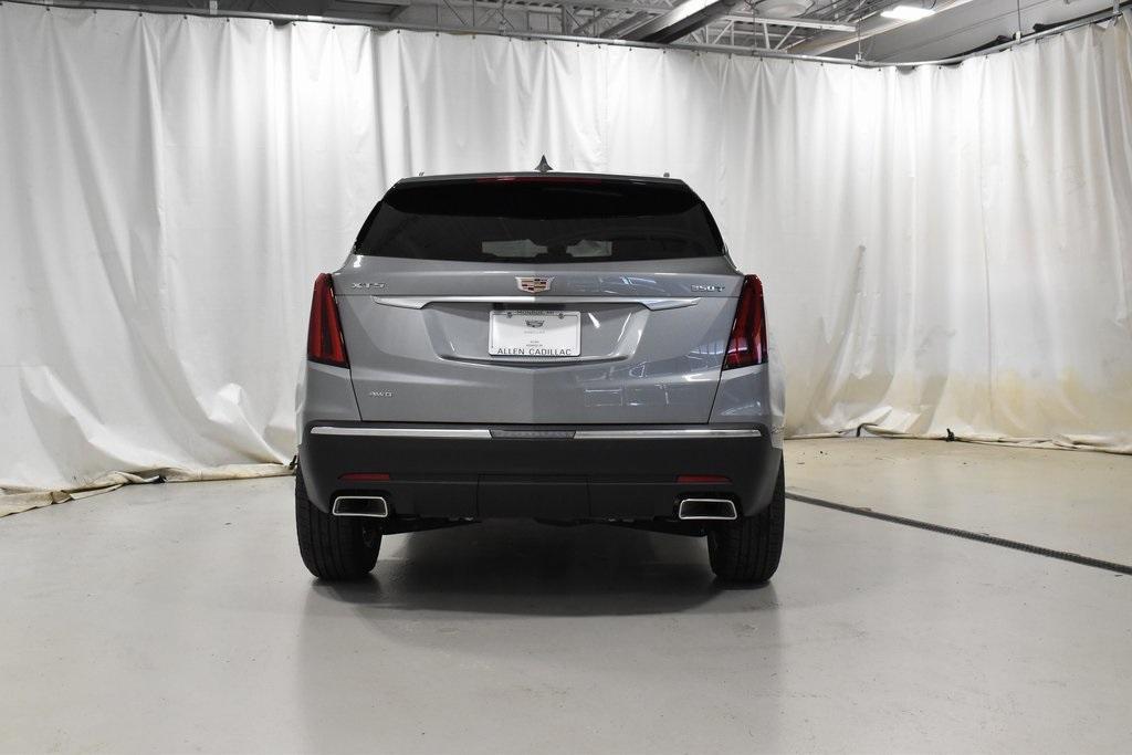 new 2024 Cadillac XT5 car