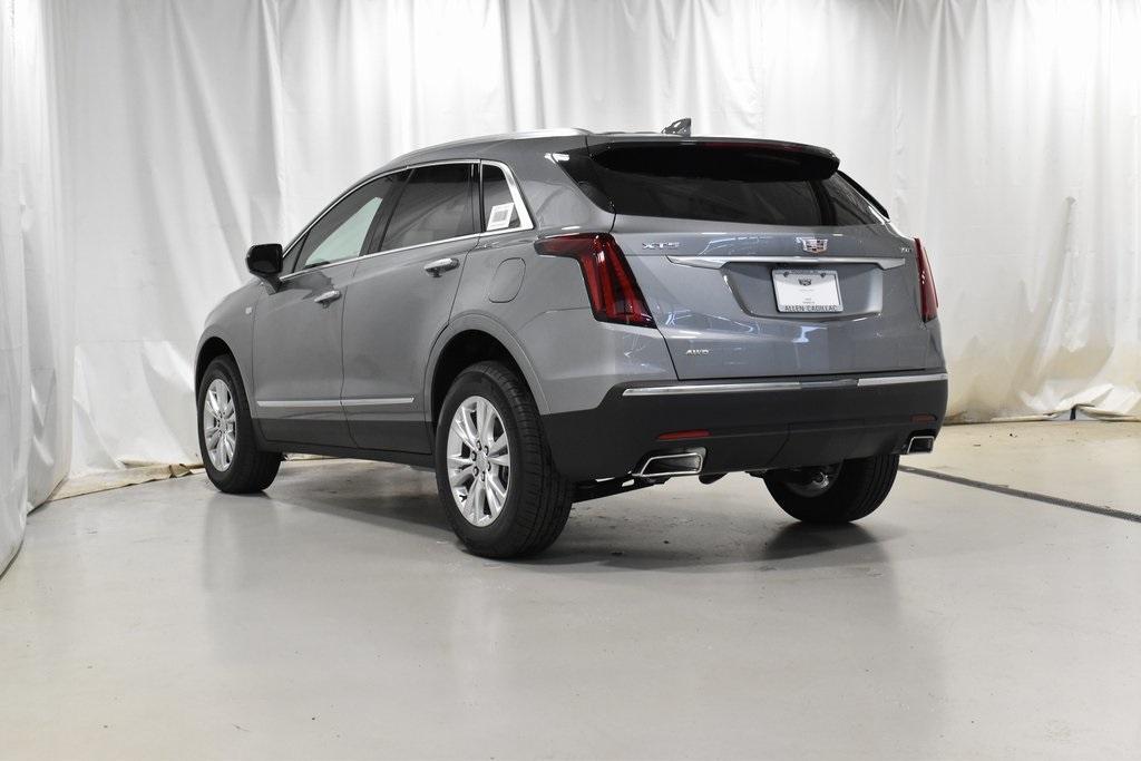 new 2024 Cadillac XT5 car