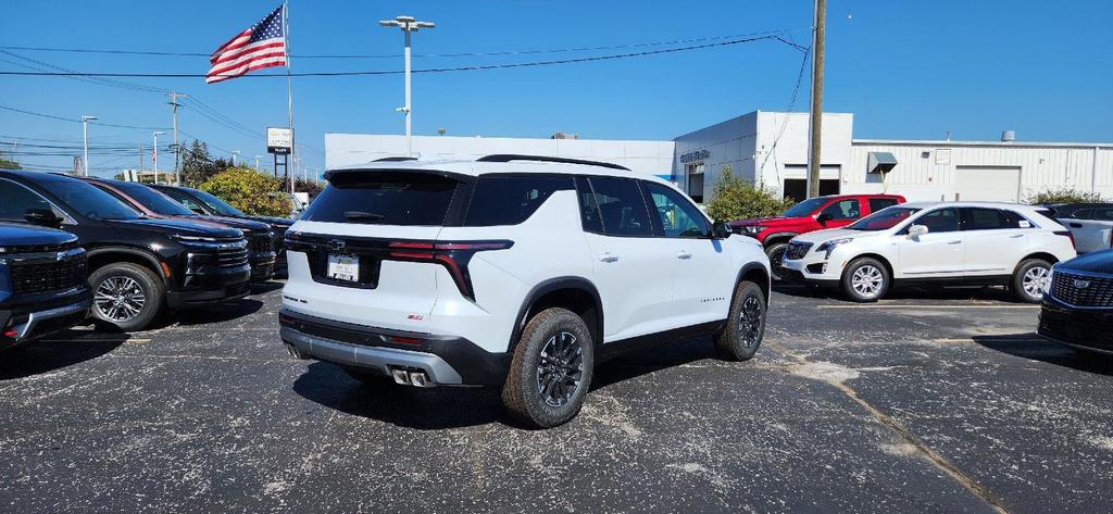 new 2026 Chevrolet Traverse car, priced at $52,728