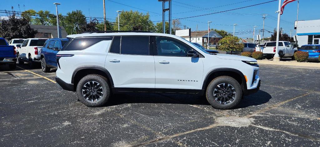 new 2026 Chevrolet Traverse car, priced at $52,728