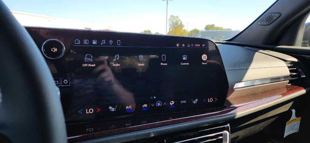 new 2026 Chevrolet Traverse car, priced at $52,728