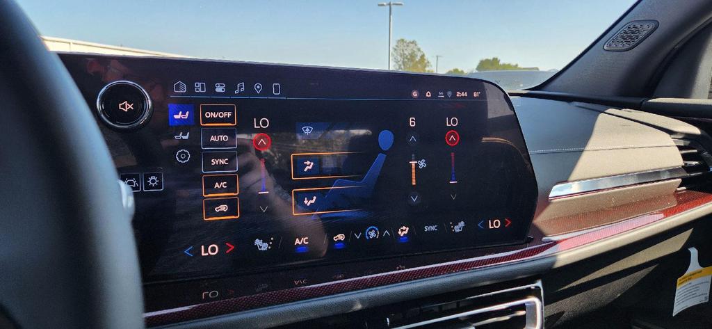 new 2026 Chevrolet Traverse car, priced at $52,728