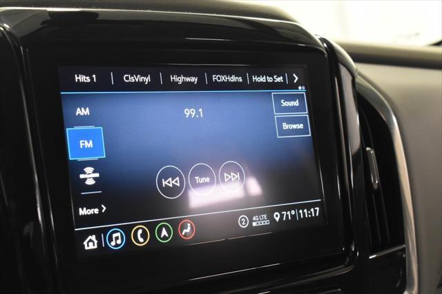 used 2021 Chevrolet Traverse car, priced at $22,499