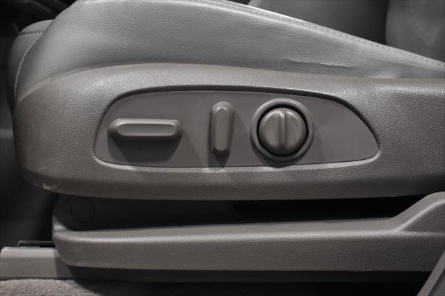 used 2021 Chevrolet Traverse car, priced at $22,499