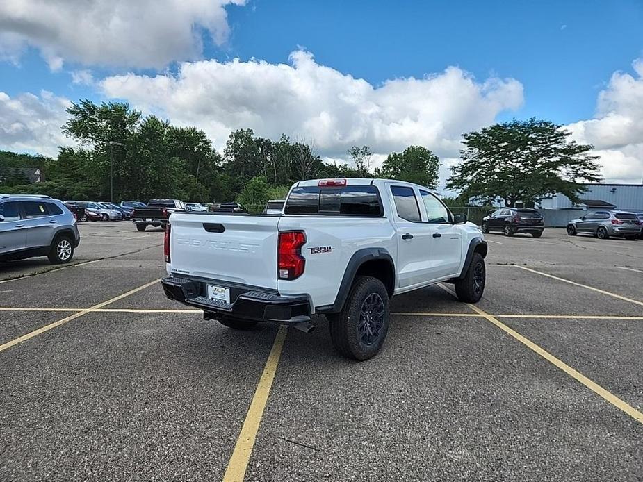 new 2024 Chevrolet Colorado car, priced at $38,100