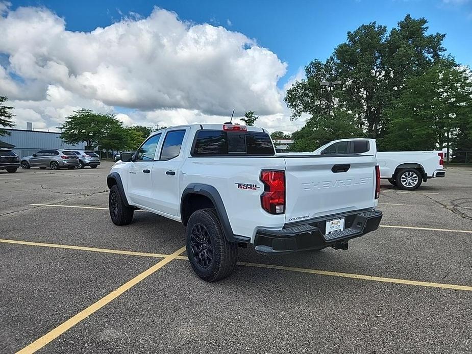 new 2024 Chevrolet Colorado car, priced at $38,100