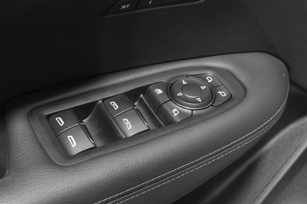 used 2024 Cadillac XT6 car, priced at $38,720