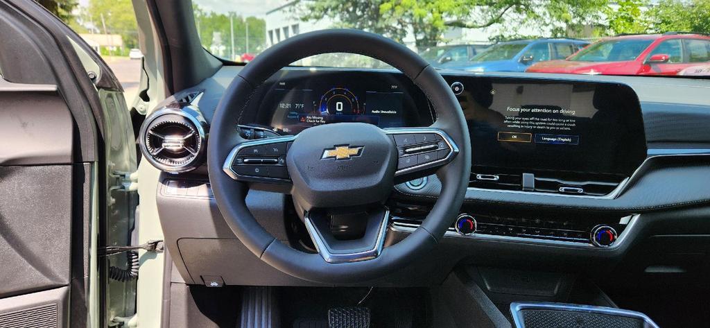 new 2026 Chevrolet Equinox car, priced at $29,963