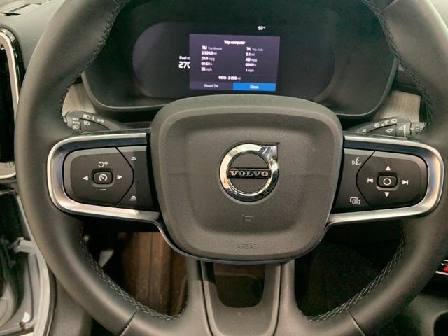 new 2025 Volvo XC40 car, priced at $51,040