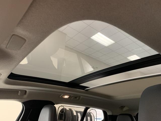 new 2025 Volvo XC40 car, priced at $51,040