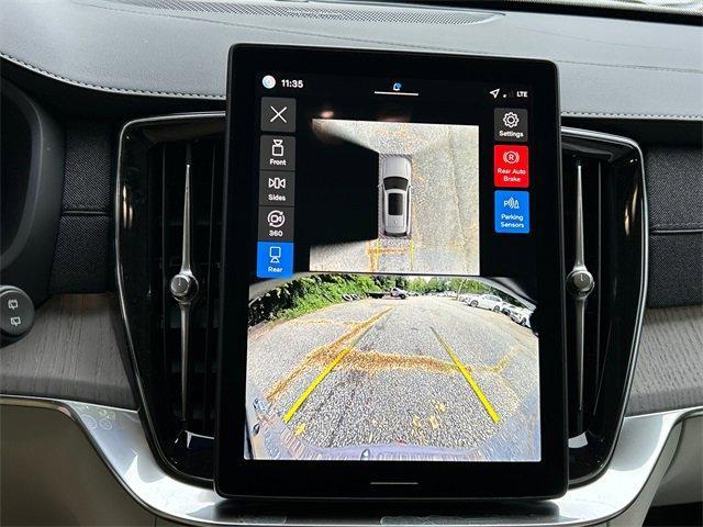 new 2026 Volvo XC90 car, priced at $75,950