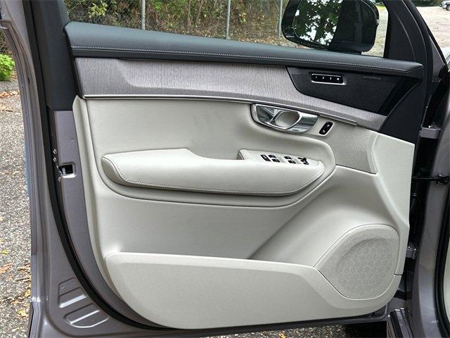 new 2026 Volvo XC90 car, priced at $75,950