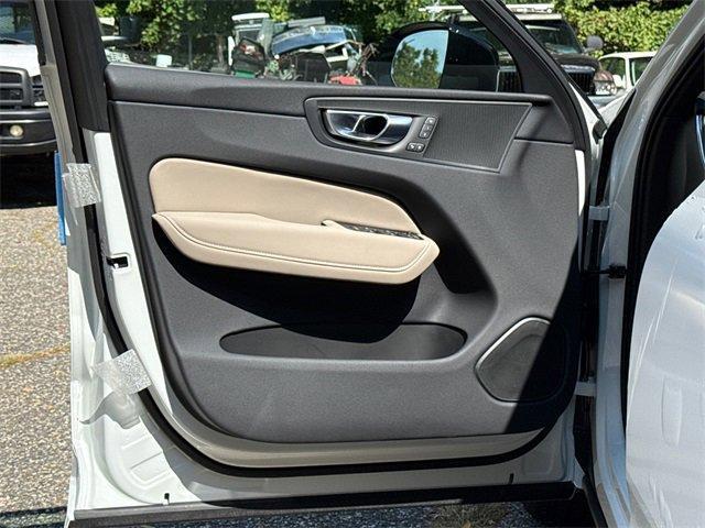 new 2026 Volvo XC60 Plug-In Hybrid car, priced at $69,285