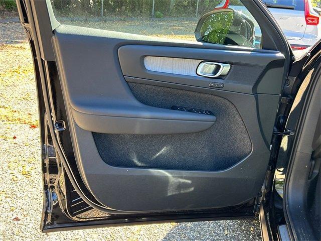 new 2026 Volvo XC40 car, priced at $49,925