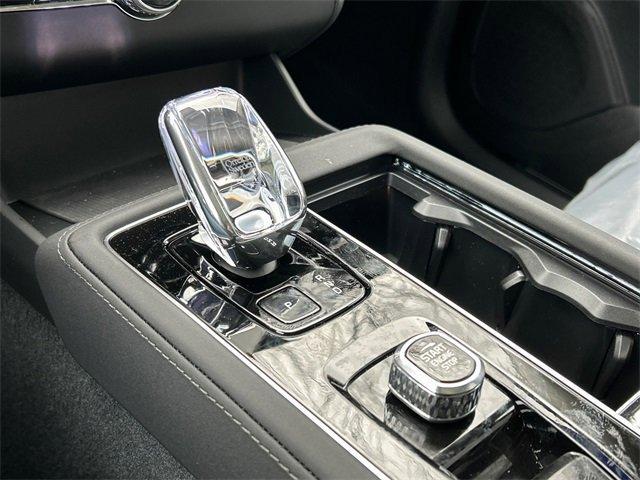 new 2026 Volvo XC90 Plug-In Hybrid car, priced at $98,600