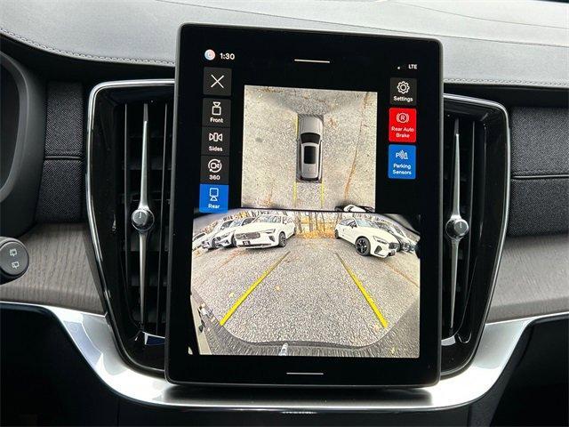 new 2026 Volvo XC90 Plug-In Hybrid car, priced at $98,600