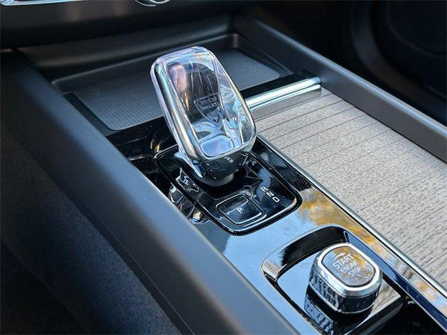 new 2026 Volvo XC60 car, priced at $58,360