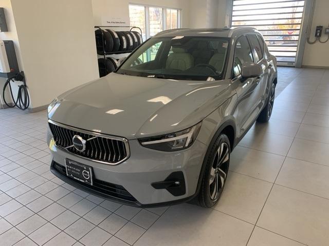 used 2024 Volvo XC40 car, priced at $34,045