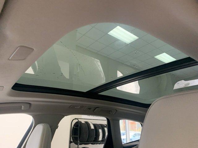 used 2023 Volvo XC60 car, priced at $34,895