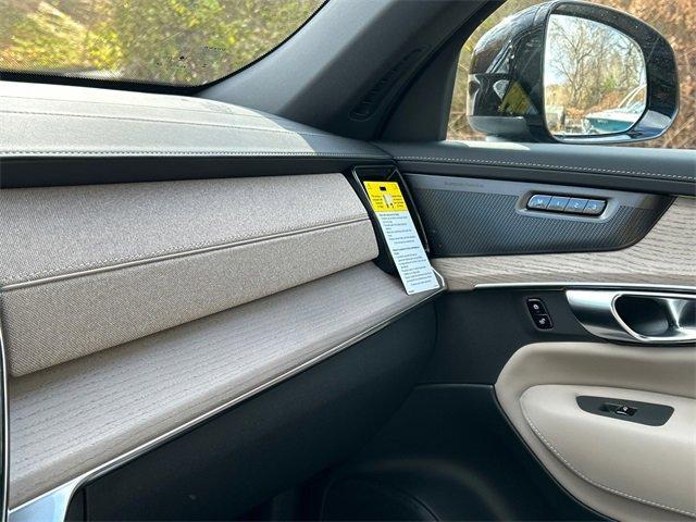 new 2026 Volvo XC90 car, priced at $76,450