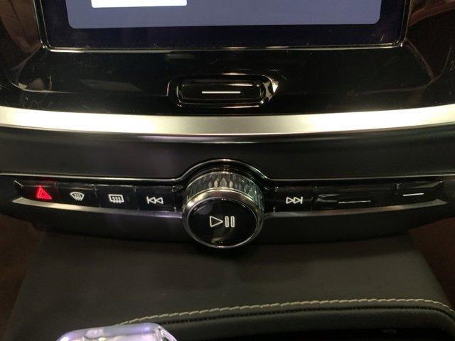 used 2024 Volvo V60 Recharge Plug-In Hybrid car, priced at $71,995