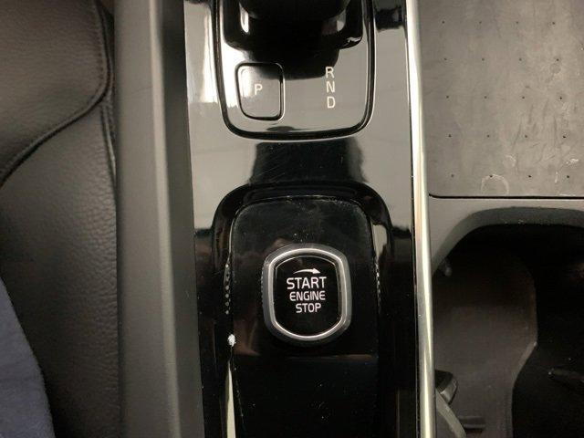 used 2022 Volvo XC60 car, priced at $35,884