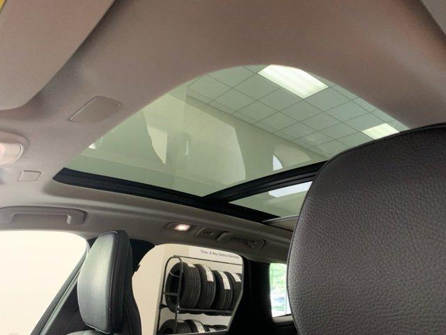 used 2022 Volvo XC60 car, priced at $35,884