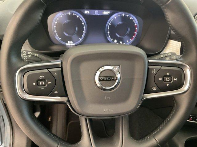 used 2020 Volvo XC40 car, priced at $22,298