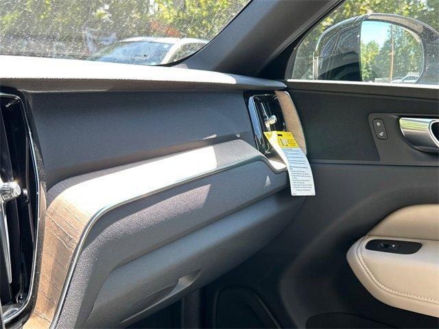 new 2026 Volvo XC60 car, priced at $52,975