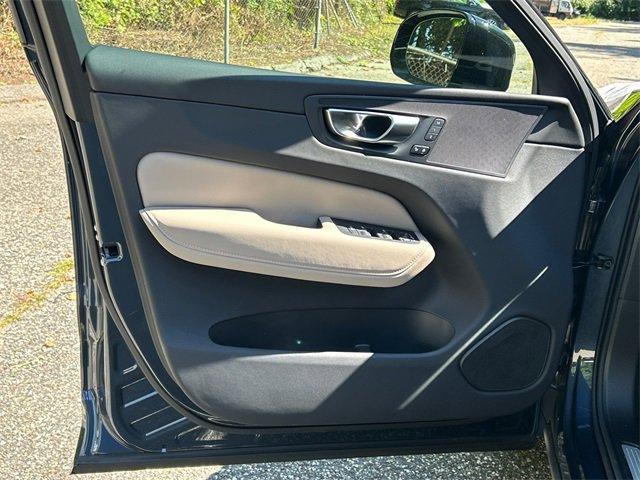 new 2026 Volvo XC60 car, priced at $52,975