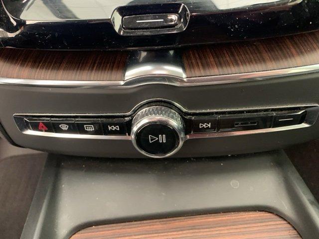 used 2022 Volvo XC60 car, priced at $29,899