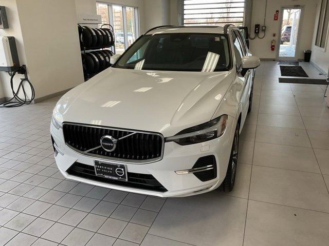 used 2022 Volvo XC60 car, priced at $29,898