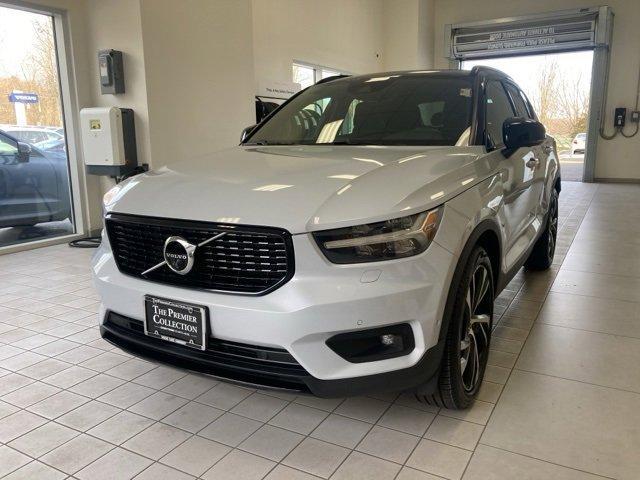 used 2021 Volvo XC40 car, priced at $30,894