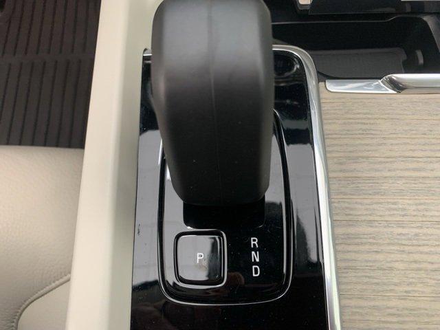 used 2023 Volvo XC60 car, priced at $34,897