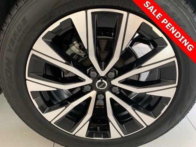 used 2023 Volvo XC60 car, priced at $35,749