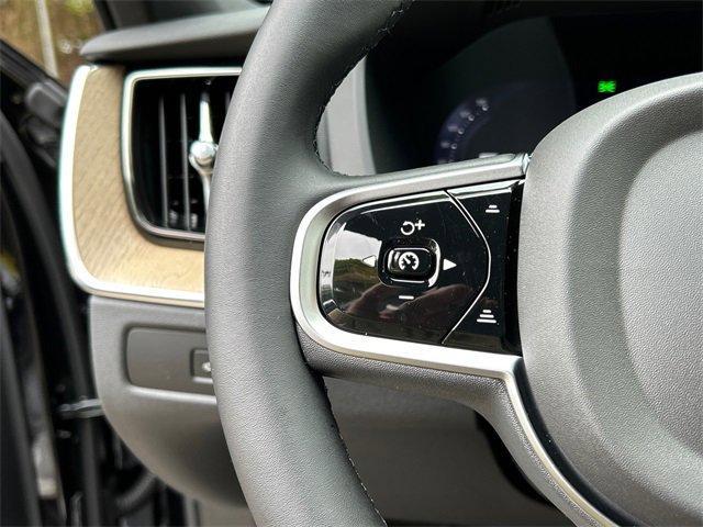 new 2026 Volvo XC60 car, priced at $58,360