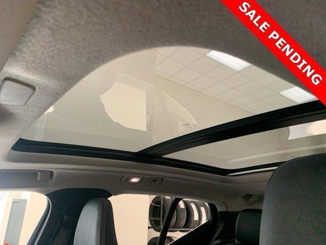 new 2025 Volvo XC40 car, priced at $46,015