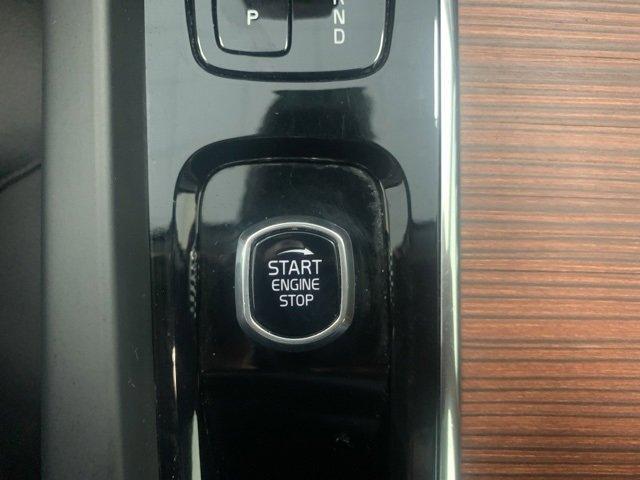 used 2023 Volvo XC60 car, priced at $34,896