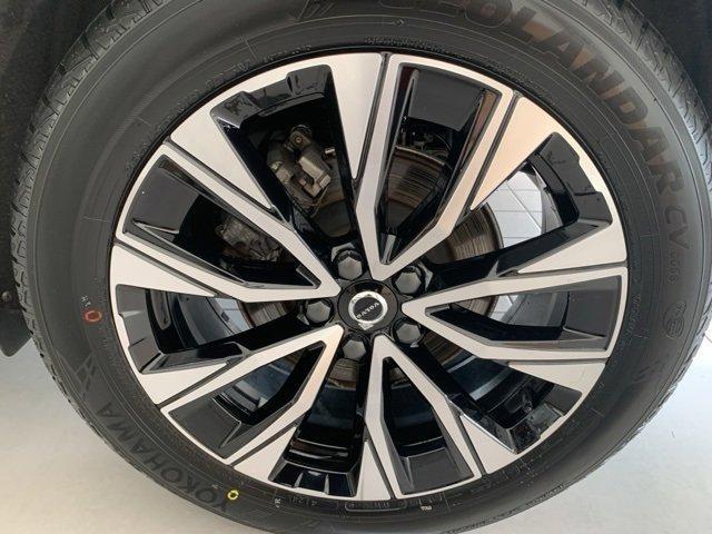 used 2024 Volvo XC60 car, priced at $38,499