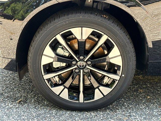new 2026 Volvo XC60 Plug-In Hybrid car, priced at $69,285